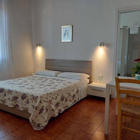B&B Soleluna Пиза Экстерьер фото